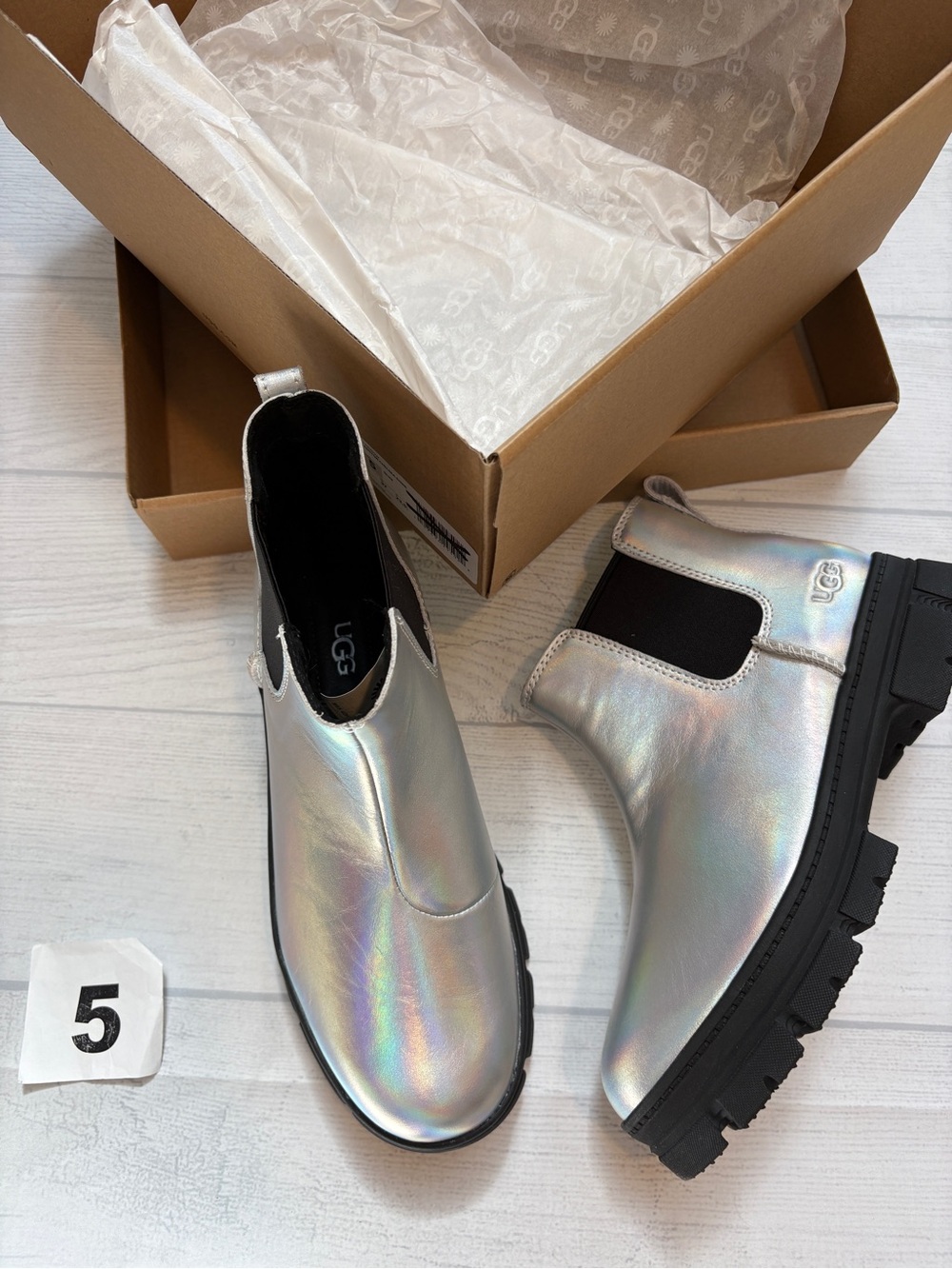 UGG Holographic Chelsea Booties - Iridescent Silver